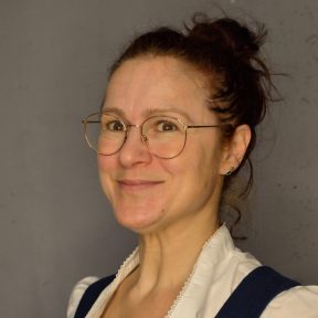 Anna Hau